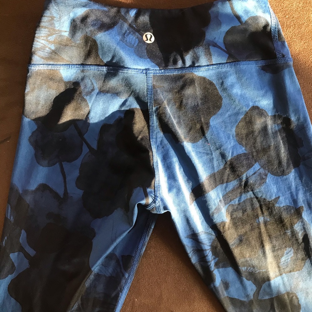 Lululemon Wunder Under leggings - like NEW